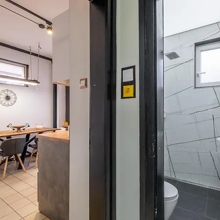 Apartment Modern , Spacious 2br In Center Sofia